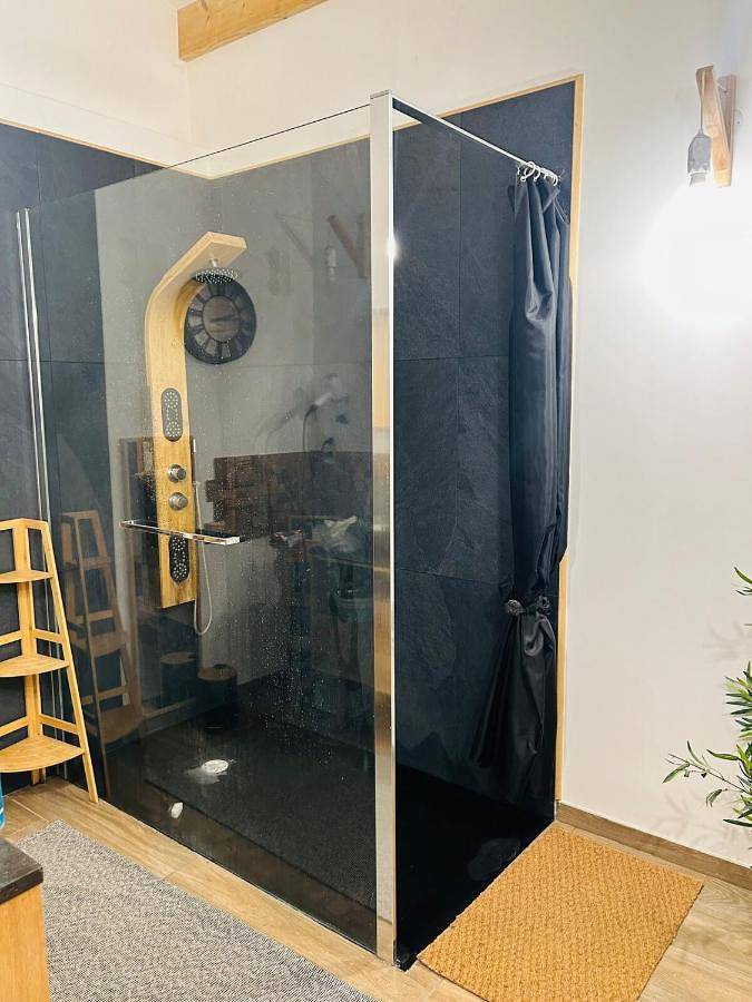 Location de vacances pour 6 personnes, avec jardin, animaux acceptés à Allègre-les-Fumades - 3