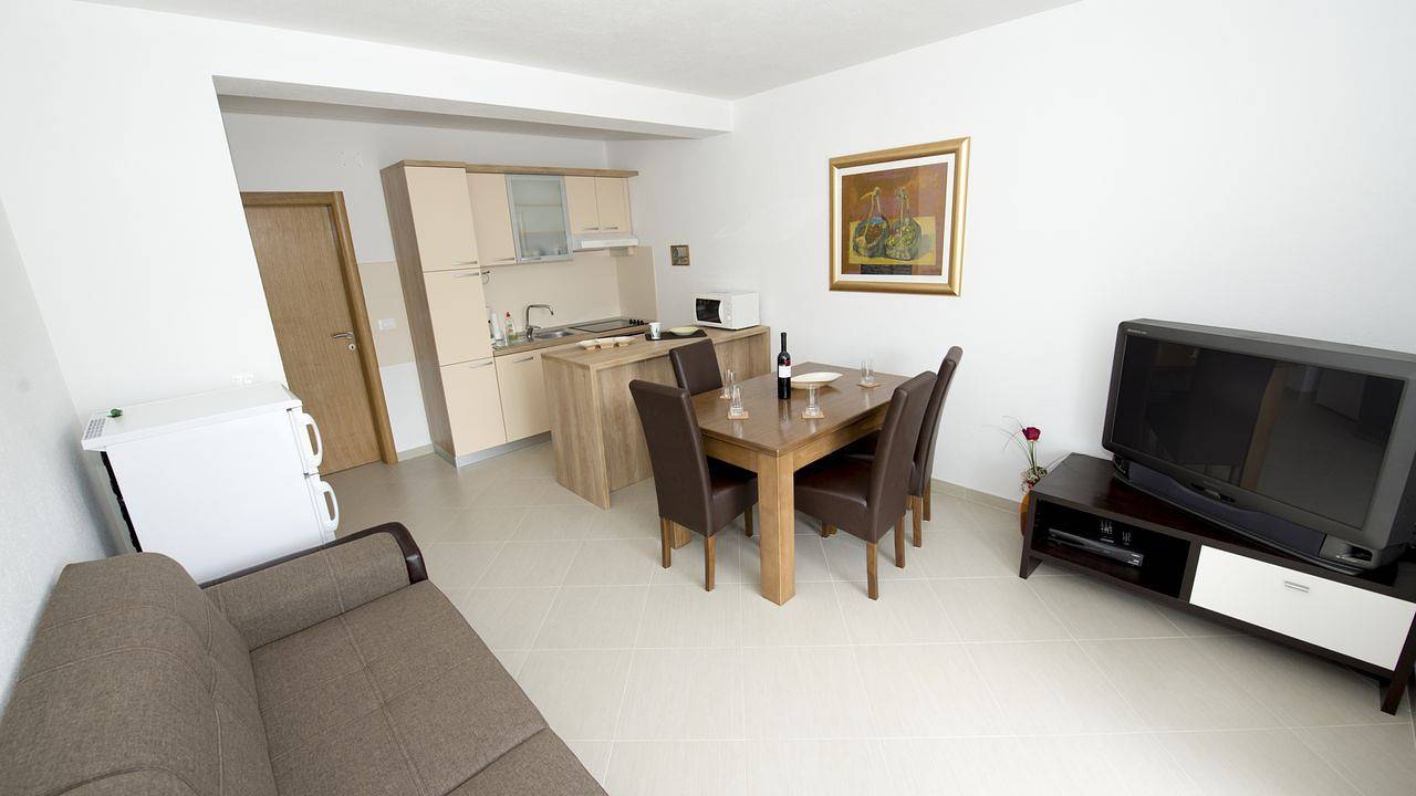 Ganze Ferienwohnung, Ferienwohnung für 4 Personen (41 m²) in Promajna in Promajna, Makarska Riviera