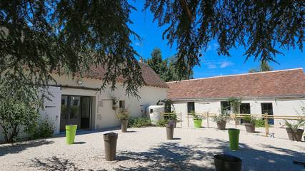Gîte pour 18 personnes, avec jardin et terrasse à Maslives
