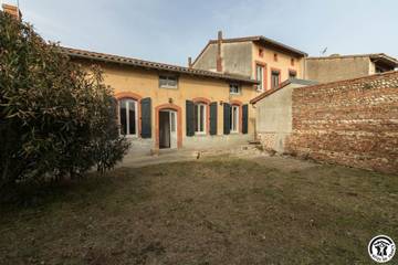 Gîte pour 8 personnes, avec jardin à Calmont