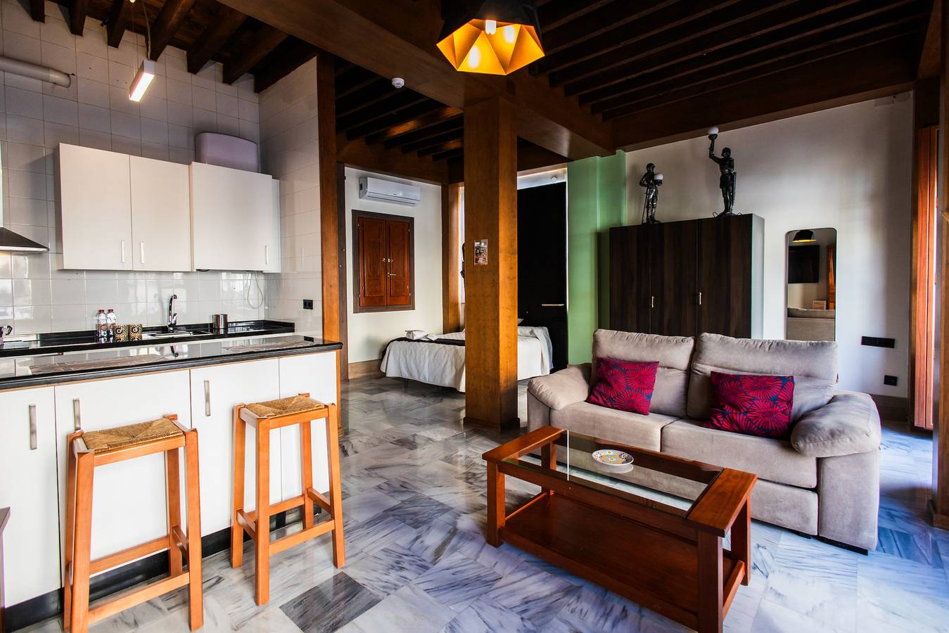 Apartment for 4 People in Centro (Granada), Granada