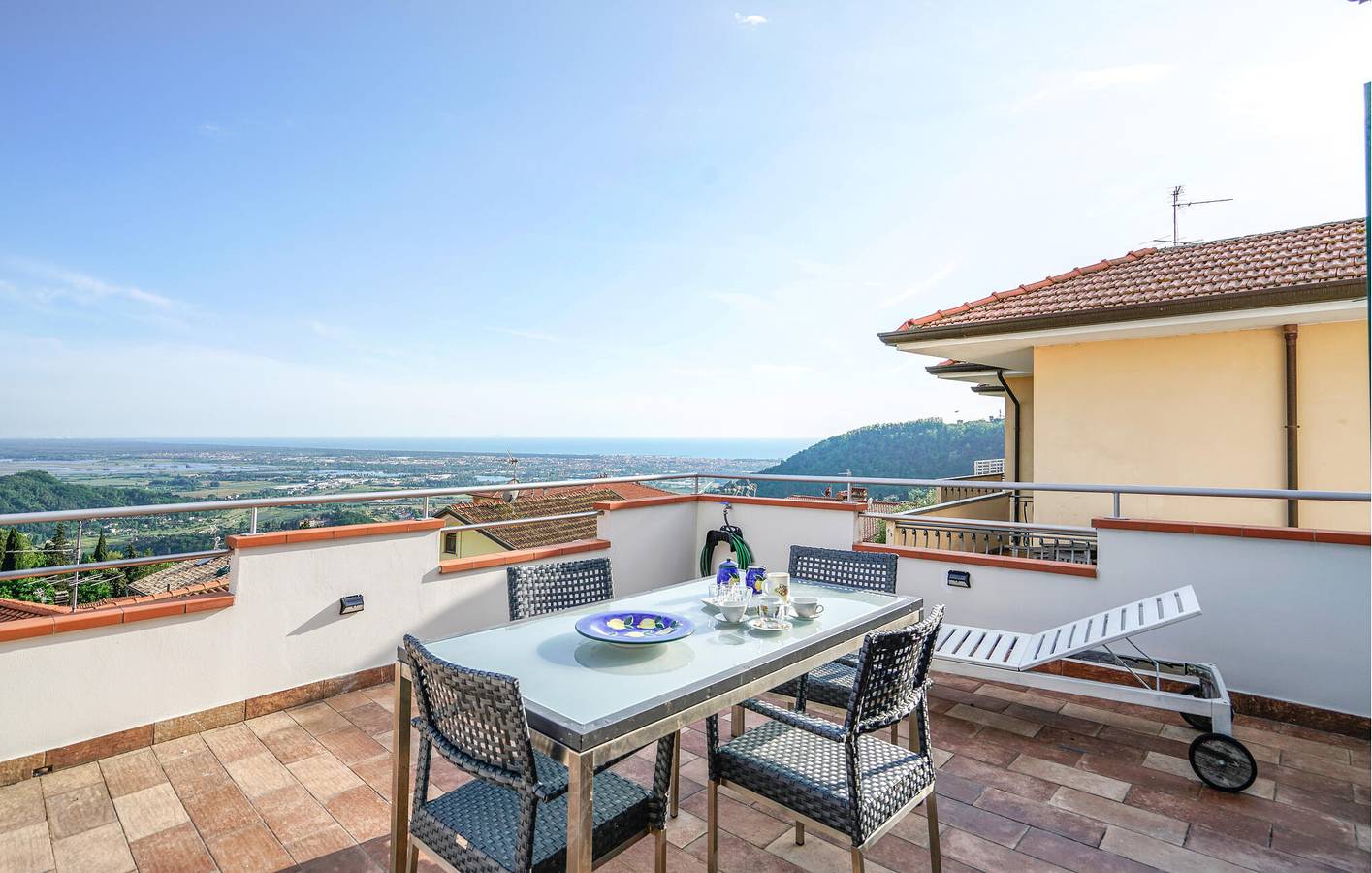 Gemütliche Wohnung mit Pool und WiFi in der Nähe von Bargecchia LU in Massarosa, Italienische Riviera