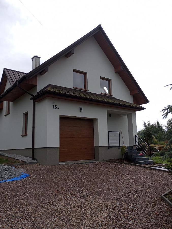 Three-Bedroom Townhouse in Swoszowice, Krakau