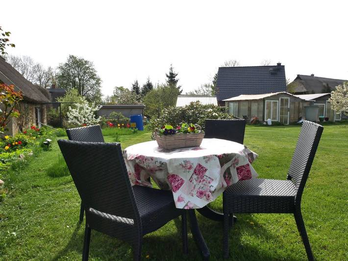 Ganze Ferienwohnung, Fewo Neeberg in ruhiger Lage mit Grill und Garten - Ferienwohnung in Neeberg, Krummin