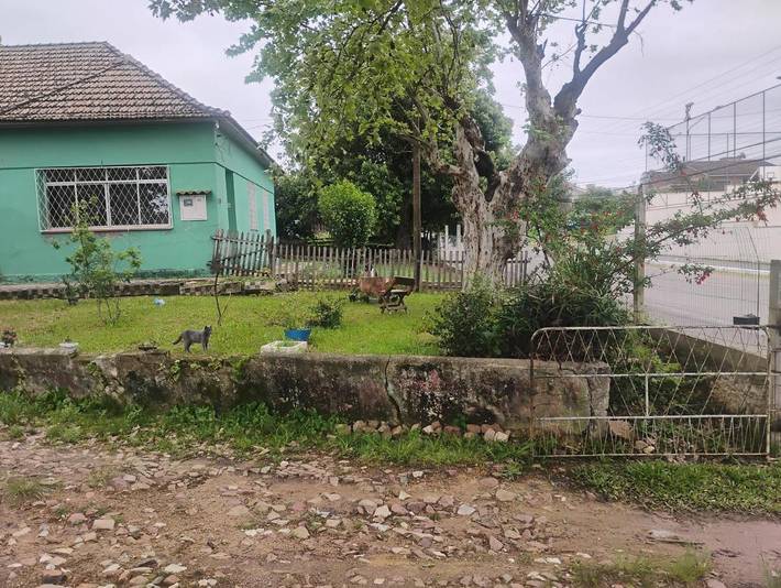 Casas e apartamentos de temporada para 3 pessoas, com jardim em São Gabriel (RS)