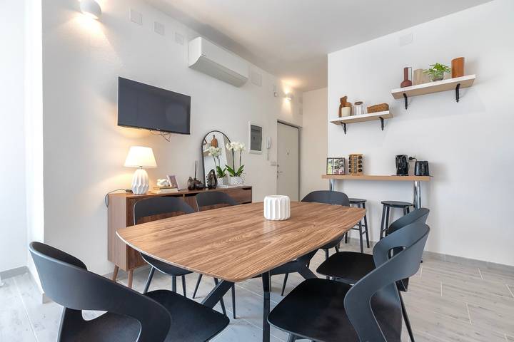 Appartamento intero, Appartamento 'Attico 29 Alghero' con balcone, Wi-Fi e aria condizionata in Pivarada, Alghero