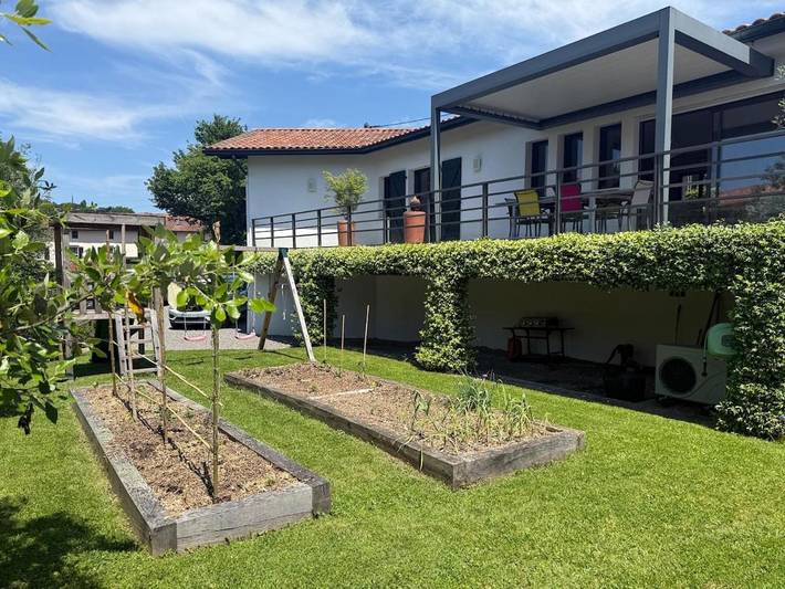 Chalet para 6 personas, con Balcón además de Terraza y Piscina en Valle de Baztan - 3