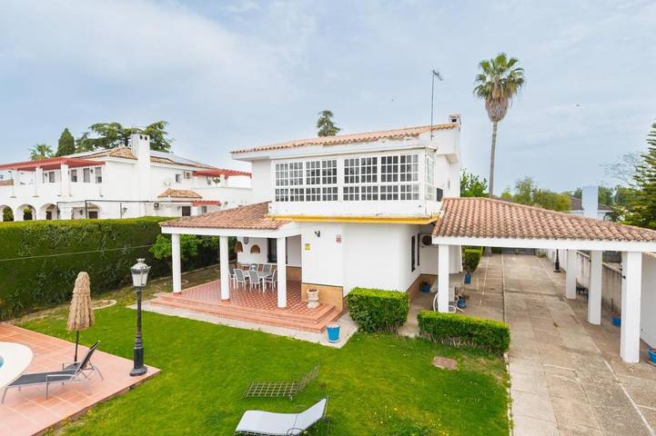 Casa rural para 10 personas, con Balcón y Terraza además de Jardín y Piscina en Salteras - 3