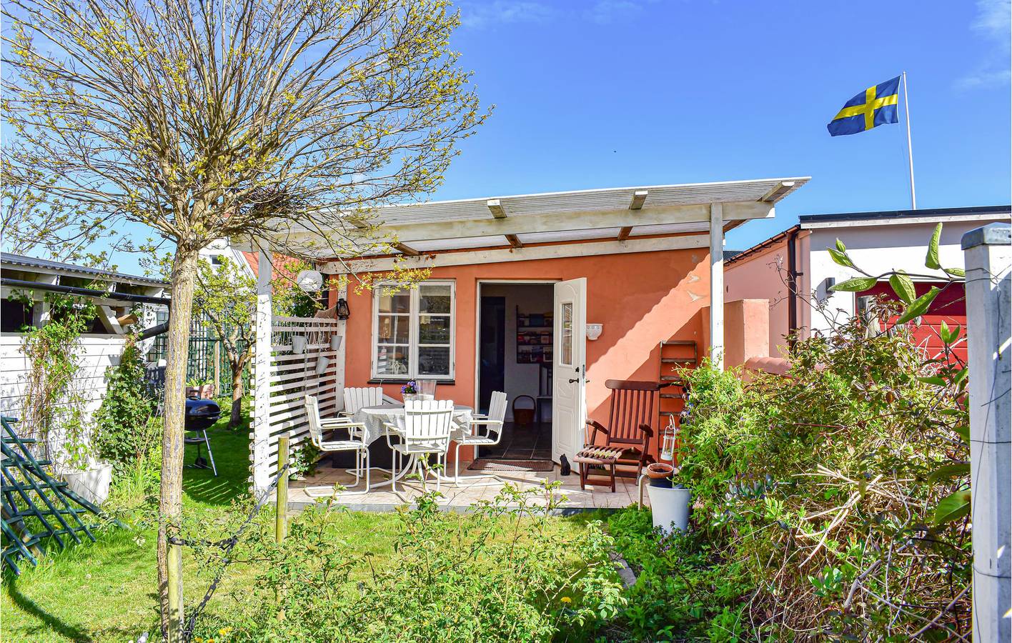 Ferienhaus für 4 Personen mit Terrasse in Skillinge, Österlen
