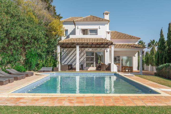 Casa de vacaciones para 8 personas, con Balcón y Jardín en Benalup-Casas Viejas