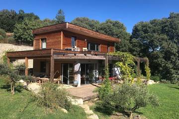 Gîte pour 4 personnes, avec jardin, animaux acceptés à Goudargues