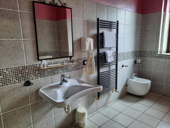 Location de vacances pour 2 personnes, avec piscine et jardin à Leinì - 2