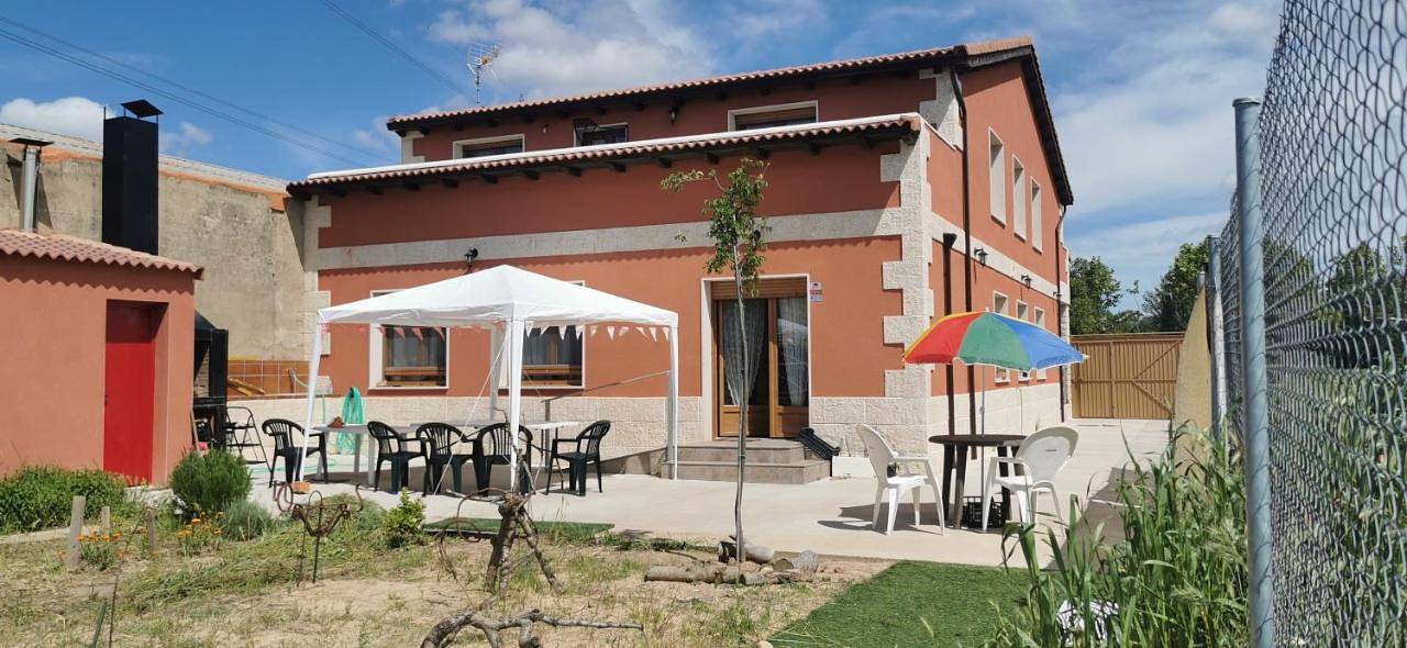 Chalet de artistas in Ribera del Duero, Vadocondes