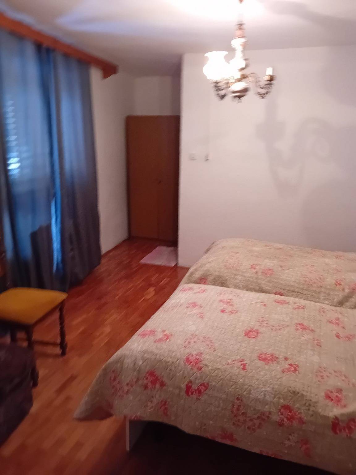 Zimmer mit Balkon Jelovice (Sredisnja Istra) S-22787-e in Lanišće, Zentralistrien
