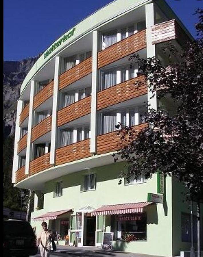 Apartahotel para 2 personas, con terraza y vistas en Suiza