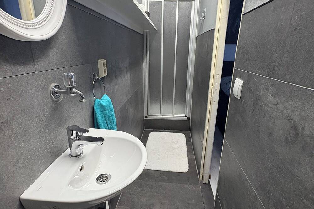 Ganze Wohnung, Harz Ferienwohnung mit Sauna und Whirlpool in Seesen, Harzvorland