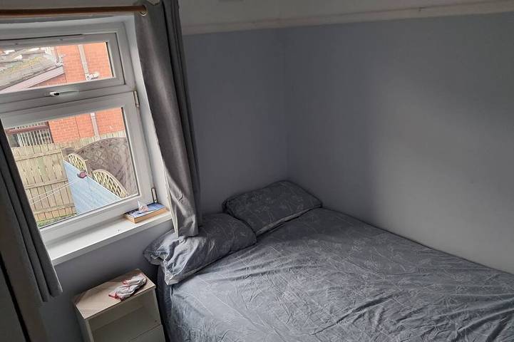4 Bedroom House to Rent. Two Double Rooms and Two Single Rooms in Belfast, Grafschaft Antrim