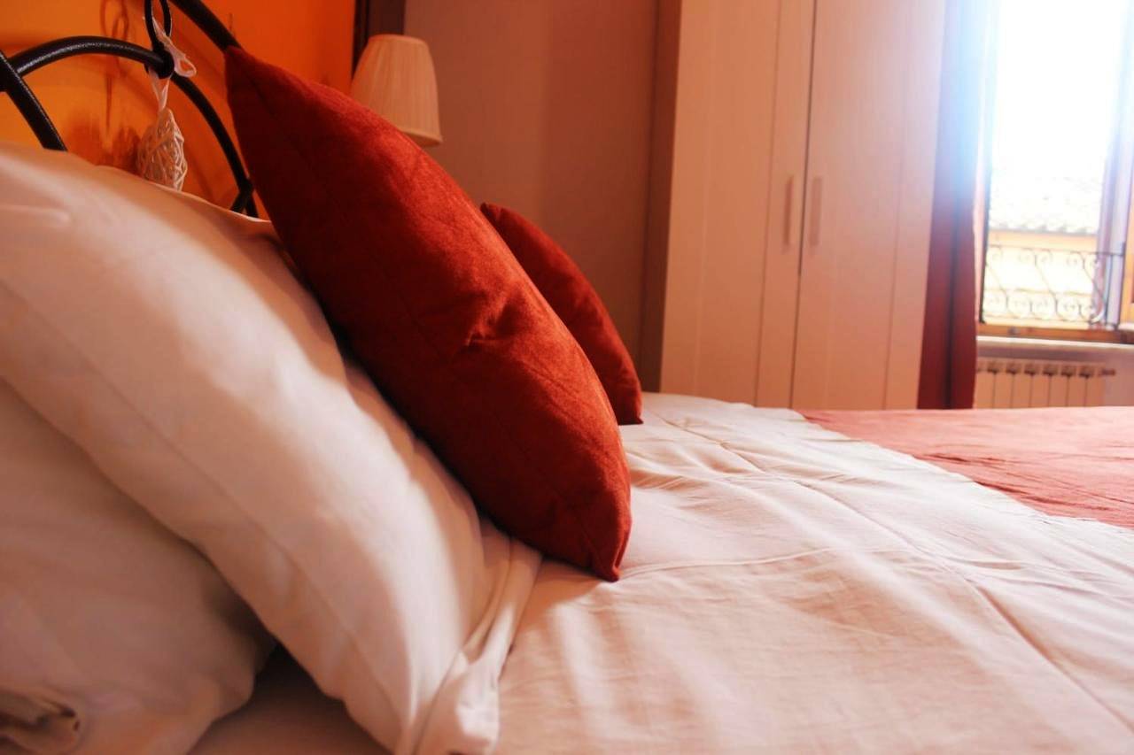 Double or Twin Room with Private Bathroom in Trastevere, Roma