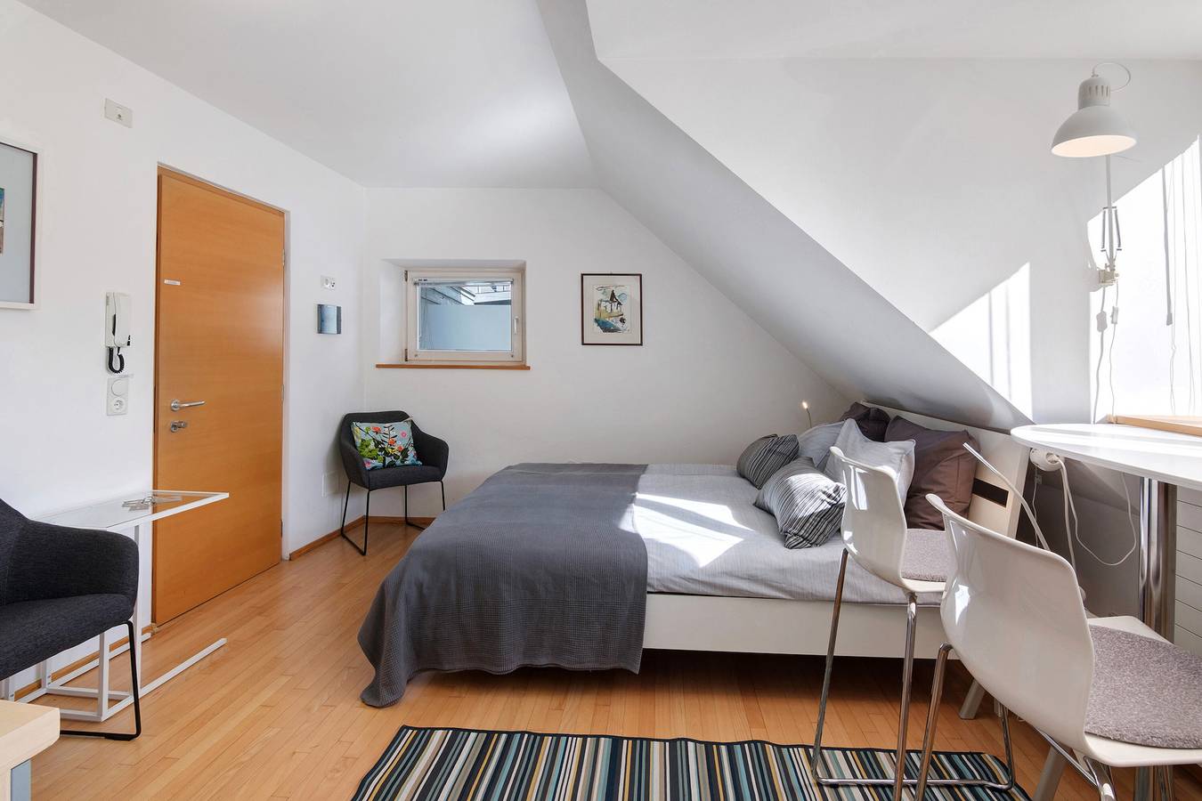 Ganzes Studio, Studio 'Sommavilla - Small' mit Bergblick und Wlan in Schlanders, Nationalpark Stilfser Joch