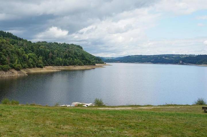 Camping pour 5 personnes, avec vue et jardin, animaux acceptés