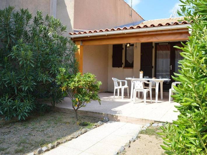 Location de vacances pour 6 personnes, avec piscine à Fleury