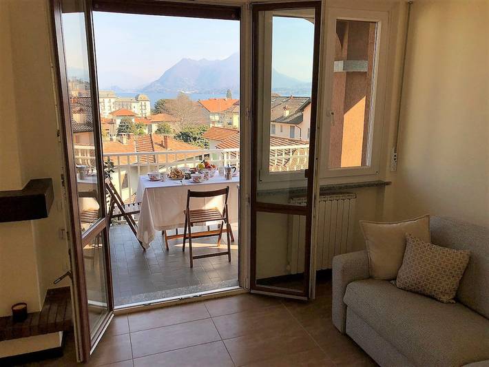 Apartamento de vacaciones para 6 personas, con terraza y vistas al lago - 1