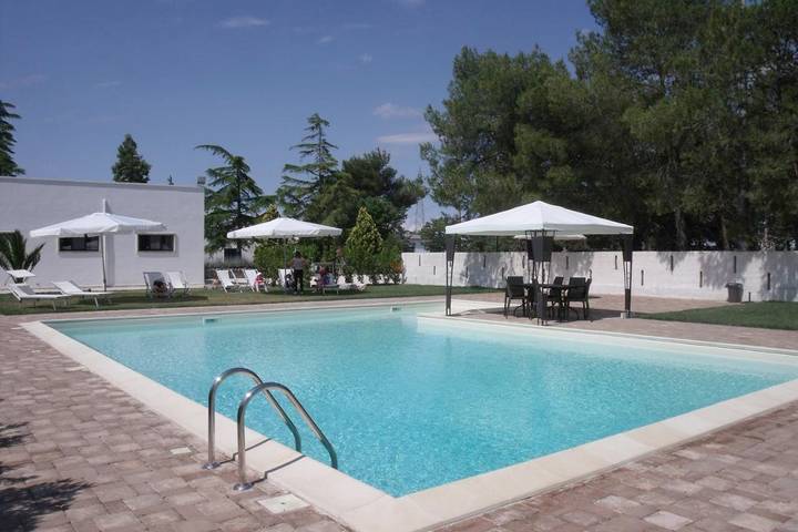 Appartamento per 4 persone, con Giardino e Piscina nonché Panorama a Santeramo in Colle