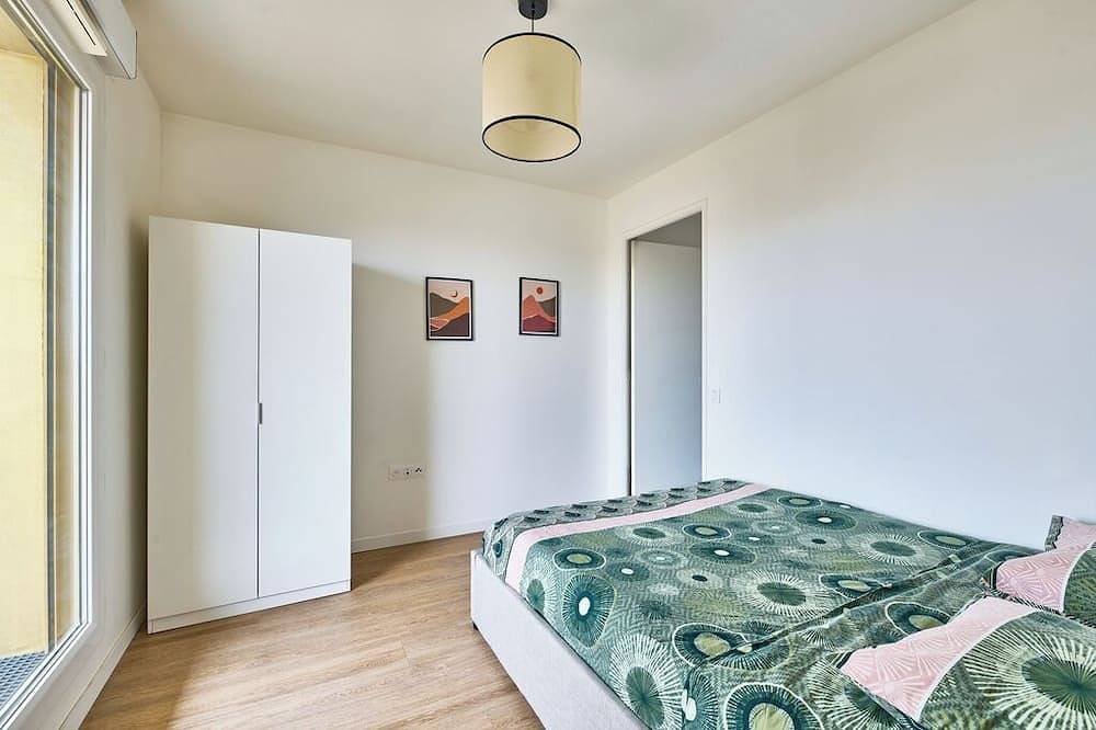 Entire apartment, Parking and walking distance from Rer B and metro (line 4) in Bagneux, Hauts-de-Seine