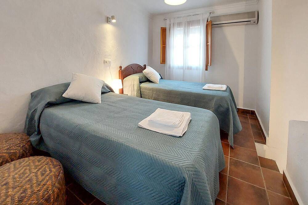2 bedroom gorgeous home in Algodonales in La Muela (Cadiz), Algodonales