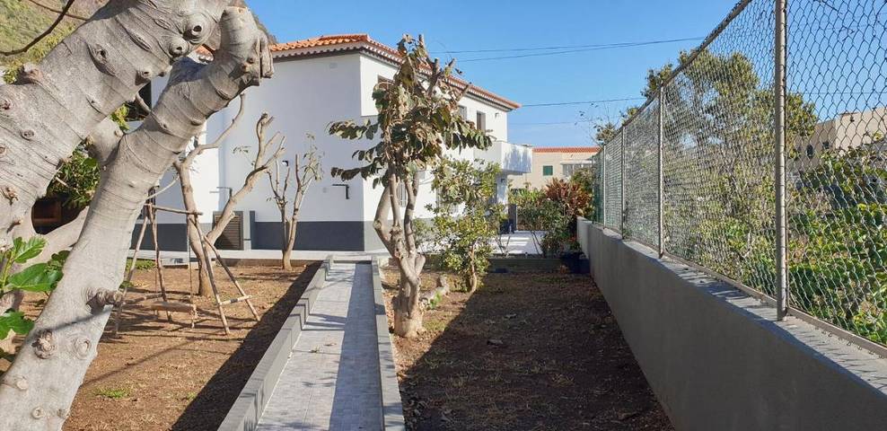 Casa de férias para 14 pessoas, com Varanda e Terraço e ainda Jardim and Vista em Paul Do Mar