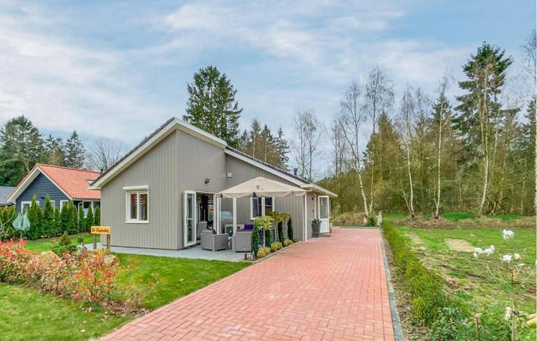 Vakantiehuis voor 4 personen, met Tuin en Zwembad in Spier