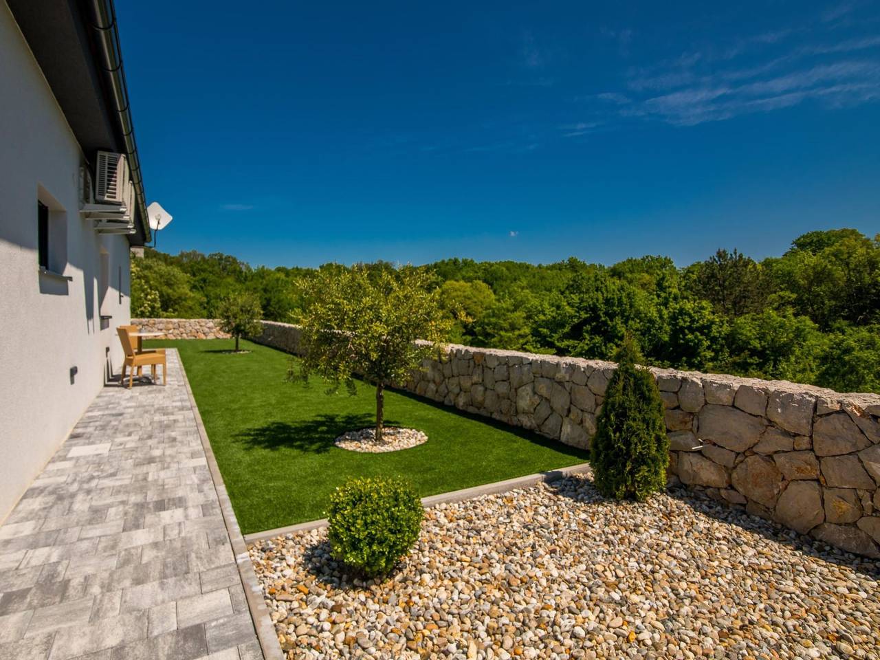 "Villa Enie" mit eigenem Pool in Garica, Krk