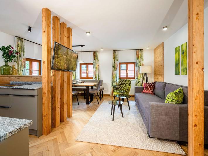Ferienwohnung für 4 Personen, mit Balkon und Garten sowie Sauna in Öblarn