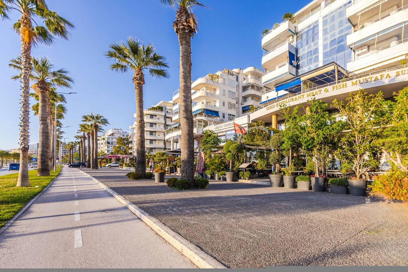 Apartamento entero, Stylish Apartment in Lungomare with Sea View in Vlorë