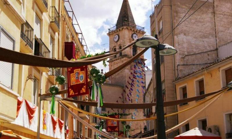 Entire apartment, Apartment 'La Morada De La Cerveza Standard' with Balcony, Wi-Fi and Air Conditioning in Villena, Alicante Inland