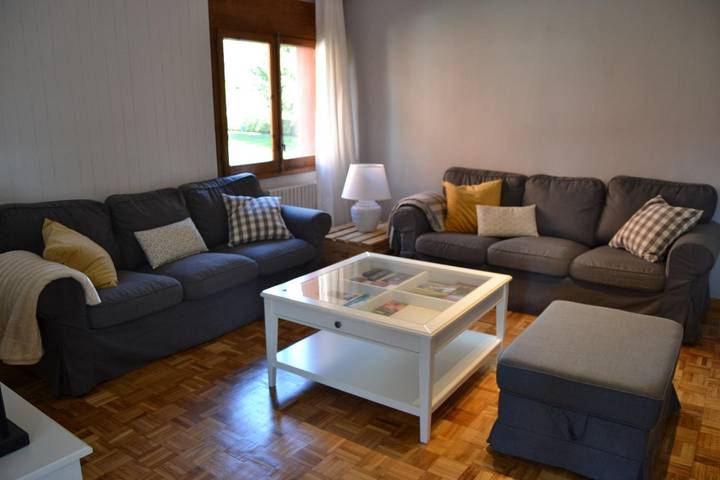 Ganze Ferienwohnung, Ferienwohnung für 8 Personen mit Balkon/Terrasse in Llívia, Parc naturel régional des Pyrénées catalanes