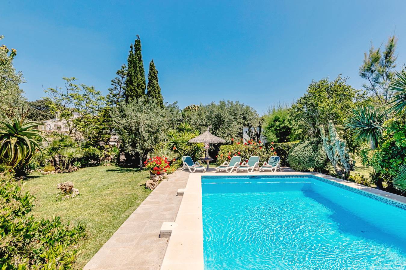 Villa Can Camarroja in el Vilà, Pollença