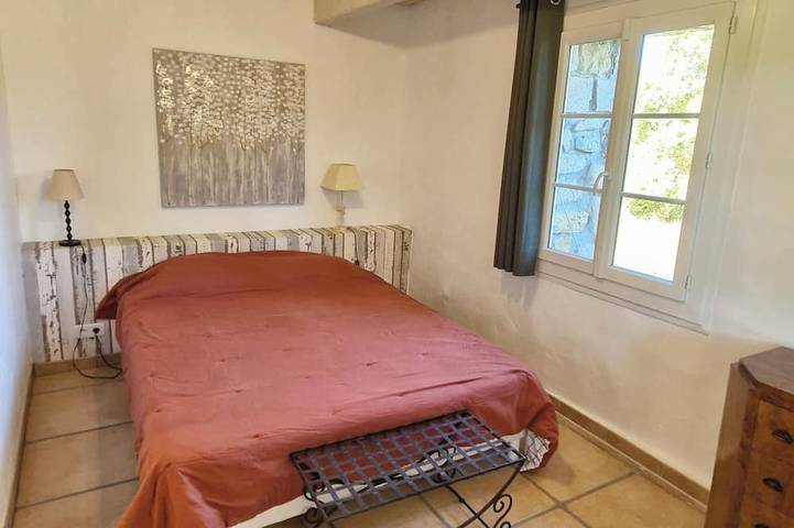 Location de vacances pour 7 personnes, avec terrasse et jardin à Forcalqueiret - 4