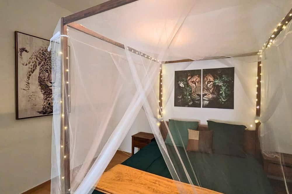 Loft Entre Vigne et Truffes Location Vacances Groupe en Provence in Valréas, Enclave de Valreas