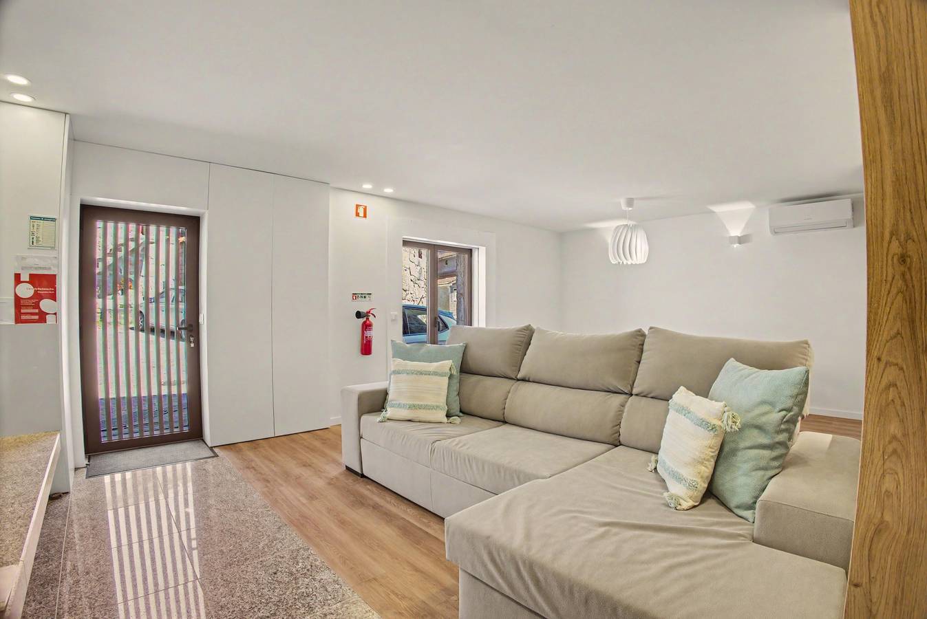 2-Bedroom Holiday Home 'Al Fonte De S. Tiago' with Mountain View, Wi-Fi & Air Conditioning