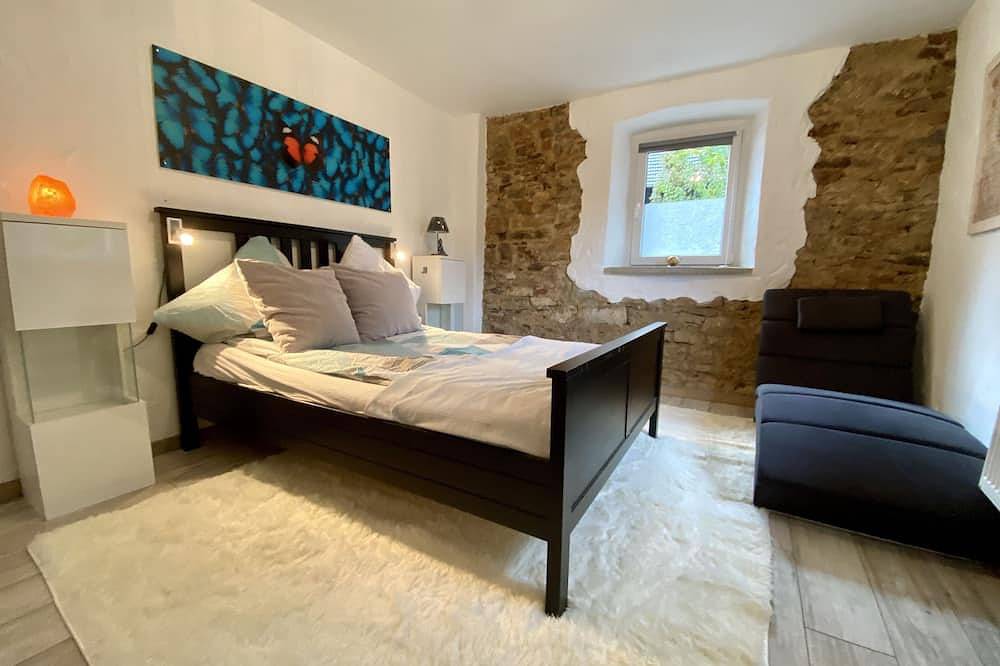 Eifelstein, Apartment mit Whirlpool und Ofen in Schmidtheim, Dahlem