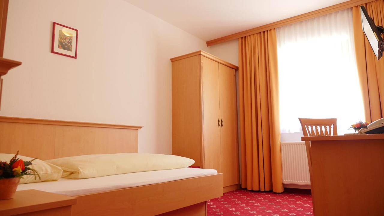 Double Room in Aschheim, Oberbayern