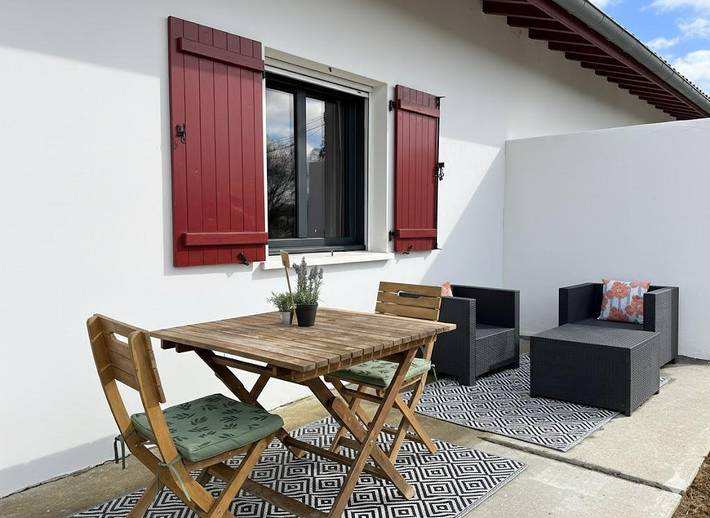 Gîte pour 2 personnes, avec jardin à Souraïde - 4