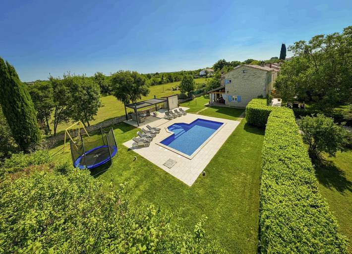 Location de vacances pour 8 personnes, avec piscine et jardin, animaux acceptés à Vodnjan - 4