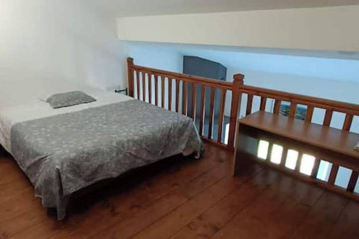 Location de vacances pour 6 personnes, avec jardin et balcon à Les Ollières-sur-Eyrieux - 2