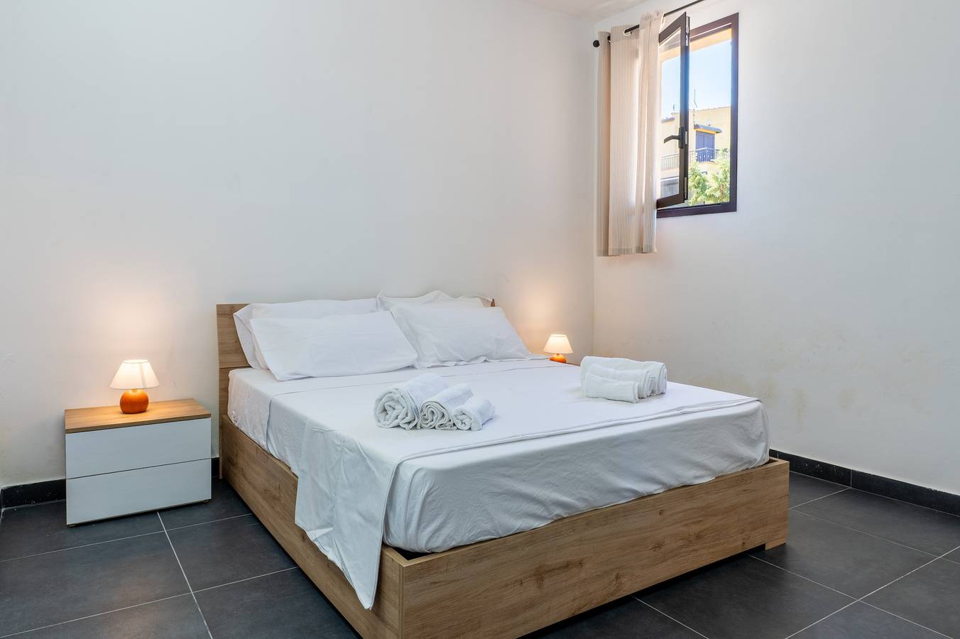 Chambre « Altavilla 3 » avec jardin partagé et climatisation in Torre Colonna-Sperone, Altavilla Milicia