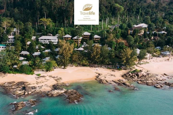 Resort för 3 Personer, med bubbelpool samt trädgård och pool och barnpool i Khao Lak