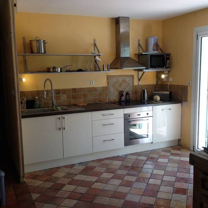 Location de vacances pour 9 personnes, avec piscine et terrasse à Arpaillargues-et-Aureillac - 4