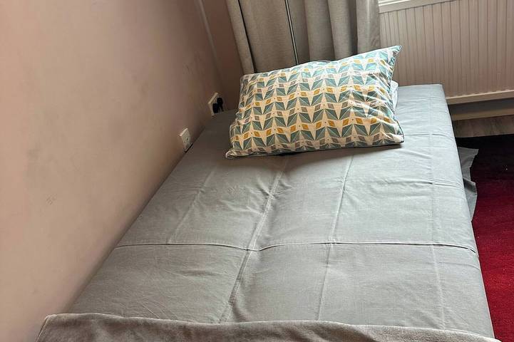 Appartement entier, Nkn Cosy maisonette à la gare de Dartford avec parking gratuit in Dartford, Kent
