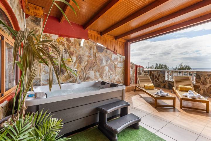 Ferienwohnung für 4 Personen, mit Balkon und Whirlpool in Pájara